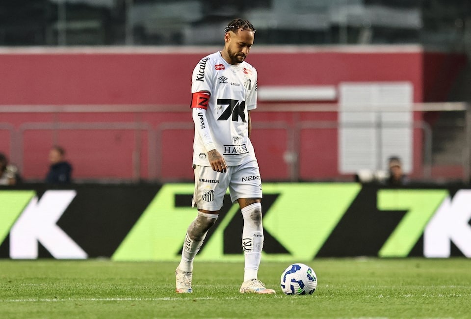 Neymar privé de sélection brésilienne pour blessure
